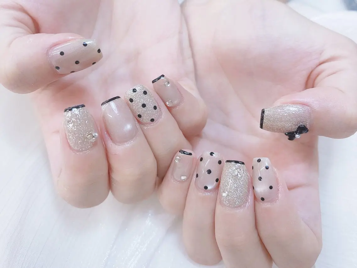 ネイル チークネイル 成人式 フレンチネイル グラデーション 氷ネイル・うるうるネイル ハンドネイル DUO MI nail salonのネイルデザイン