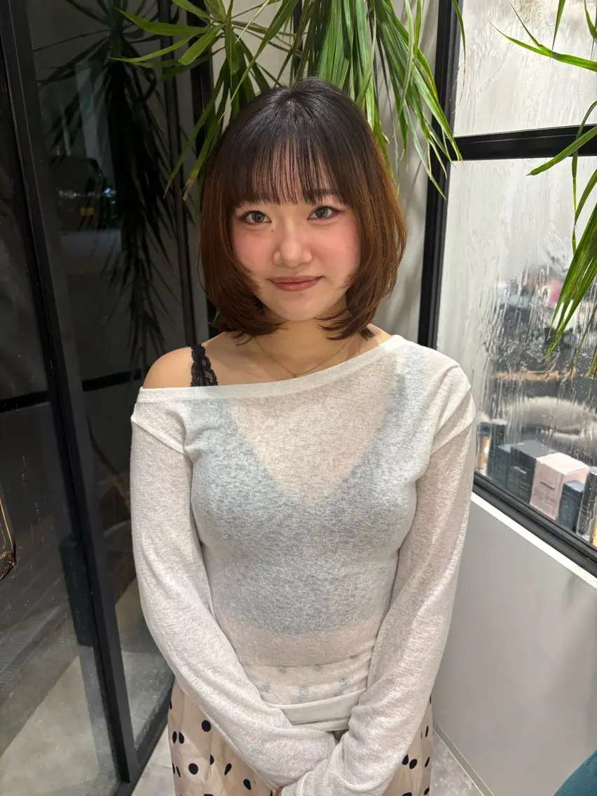 ミディアム レイヤーカット 似合わせカット カット recipe la couleurちずのヘアスタイル