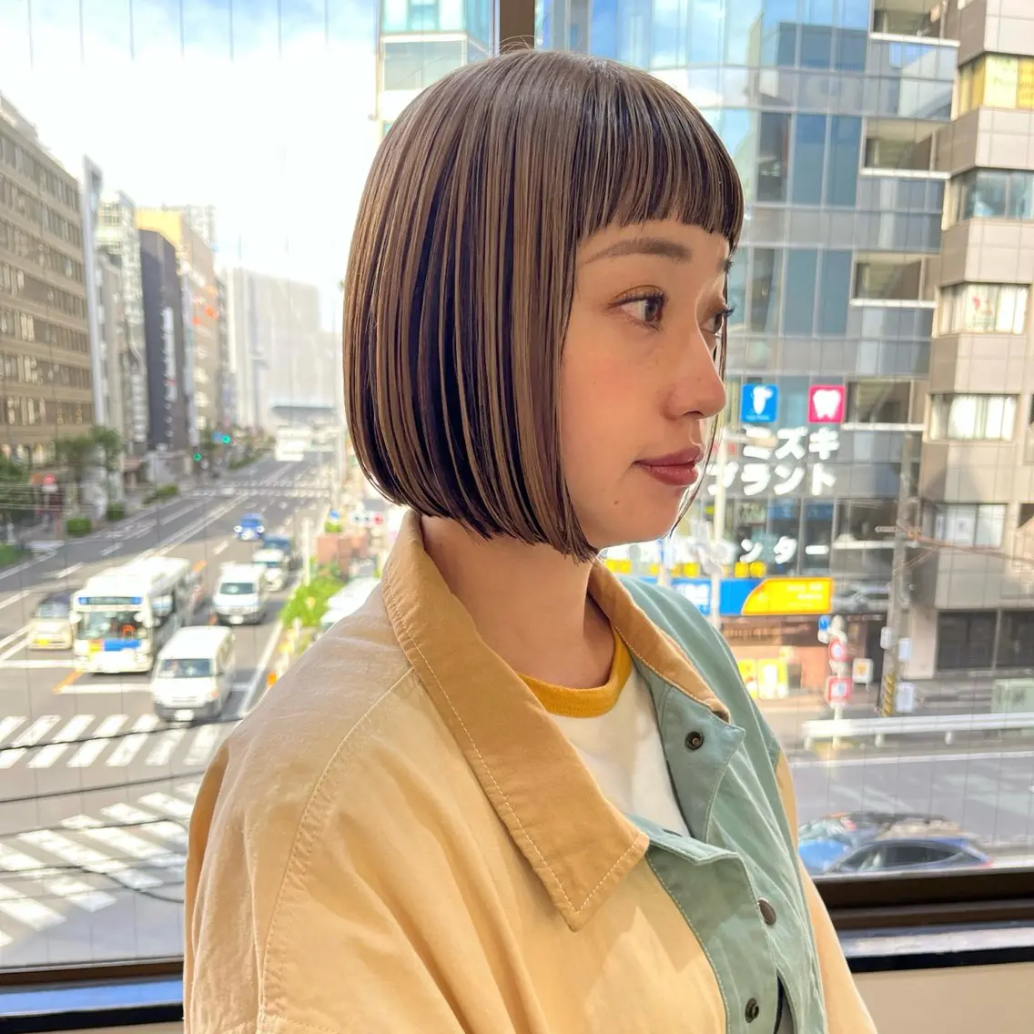 ショート カラー ブリーチ ブリーチなしカラー ボブ 髪質改善 レイヤーカット カット ヘアカラー トリートメント 初めてのショート お任せください✂️のヘアスタイル