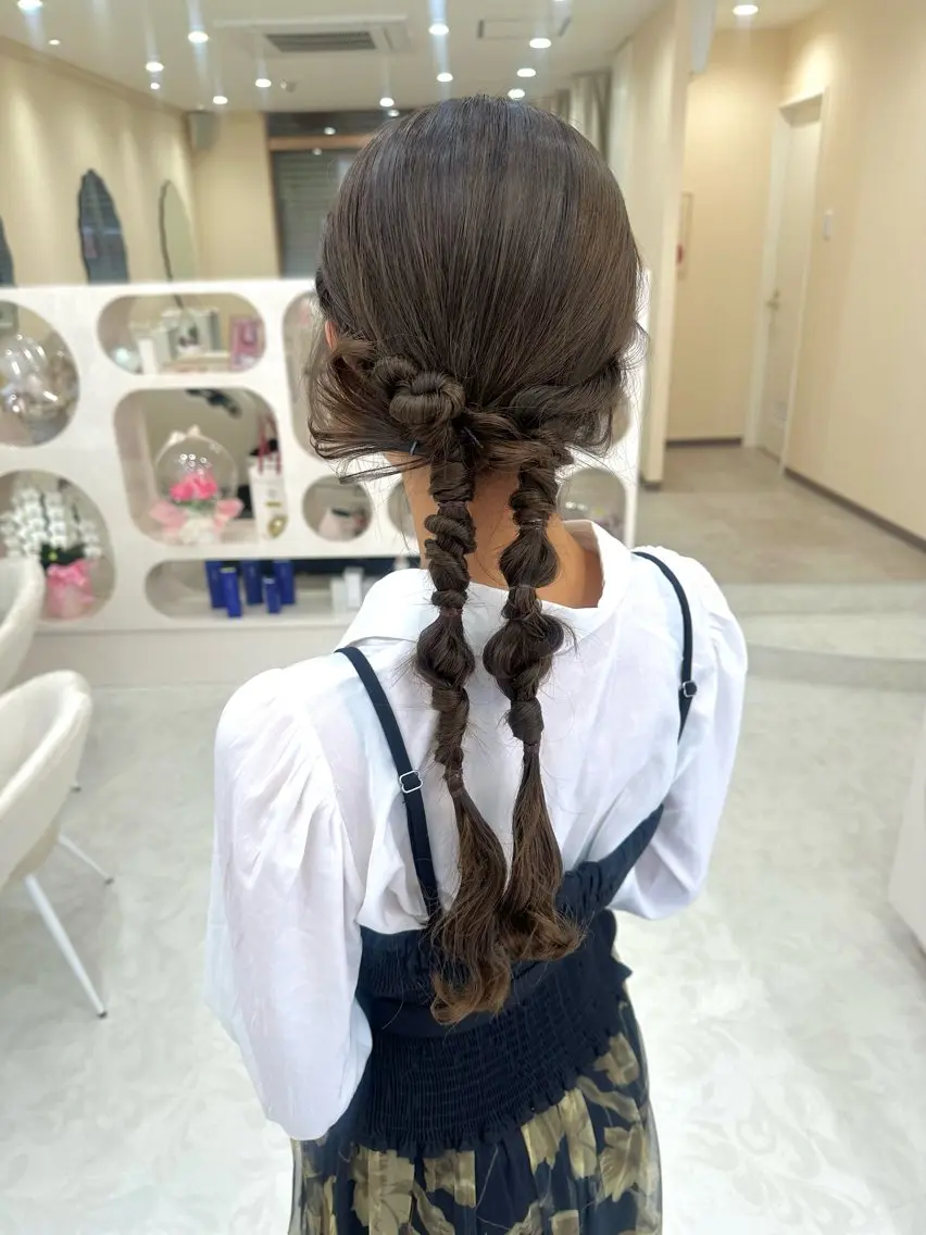 ヘアアレンジ ヘアセット cherir髪質改善 パーソナルカラー診断のヘアスタイル
