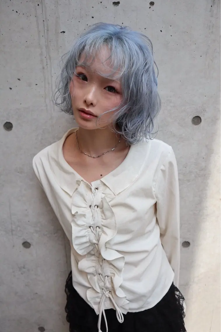 ショート カラー Rinka 梅田のヘアスタイル