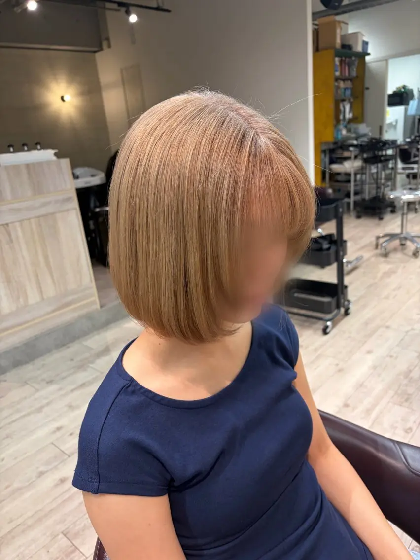 カラー ダブルカラー ヘアカラー 大賀 鈴のヘアスタイル