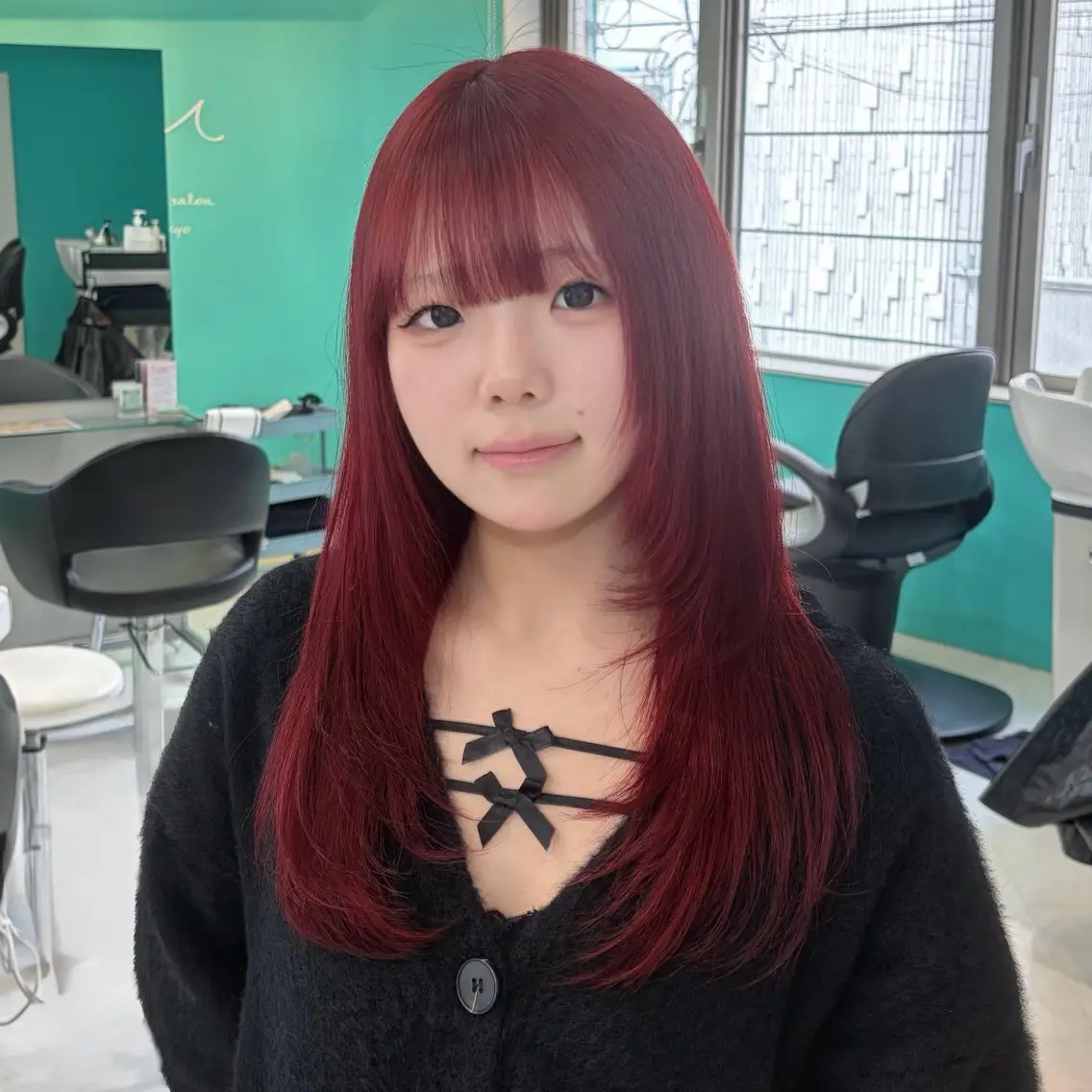 ロング カラー カシス レッドカラー カット トリートメント ヘッドスパ デザインカラー/ ボブ/Natsukiのヘアスタイル