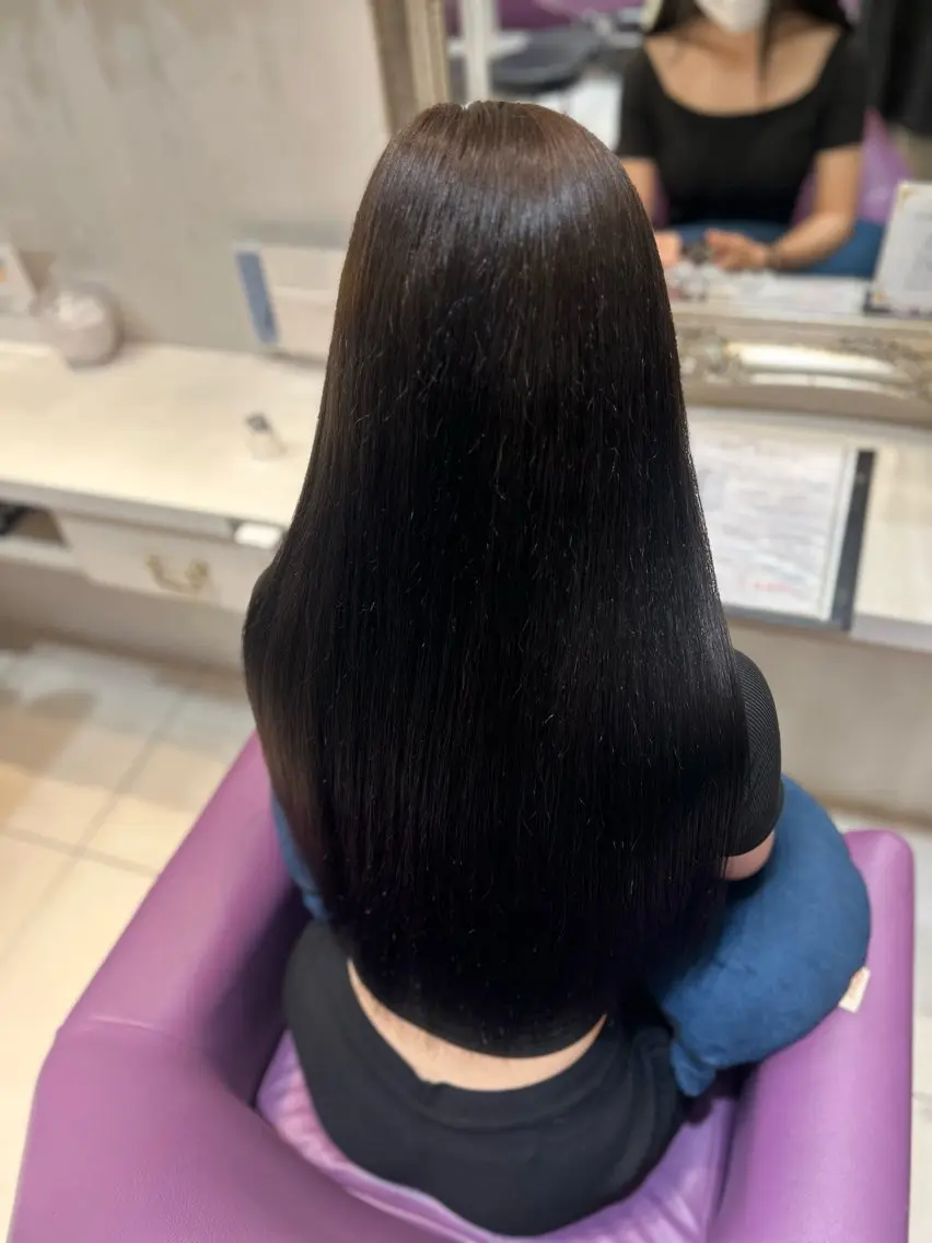 ロング ヘアカラー トリートメント 藤井 菜々のヘアスタイル