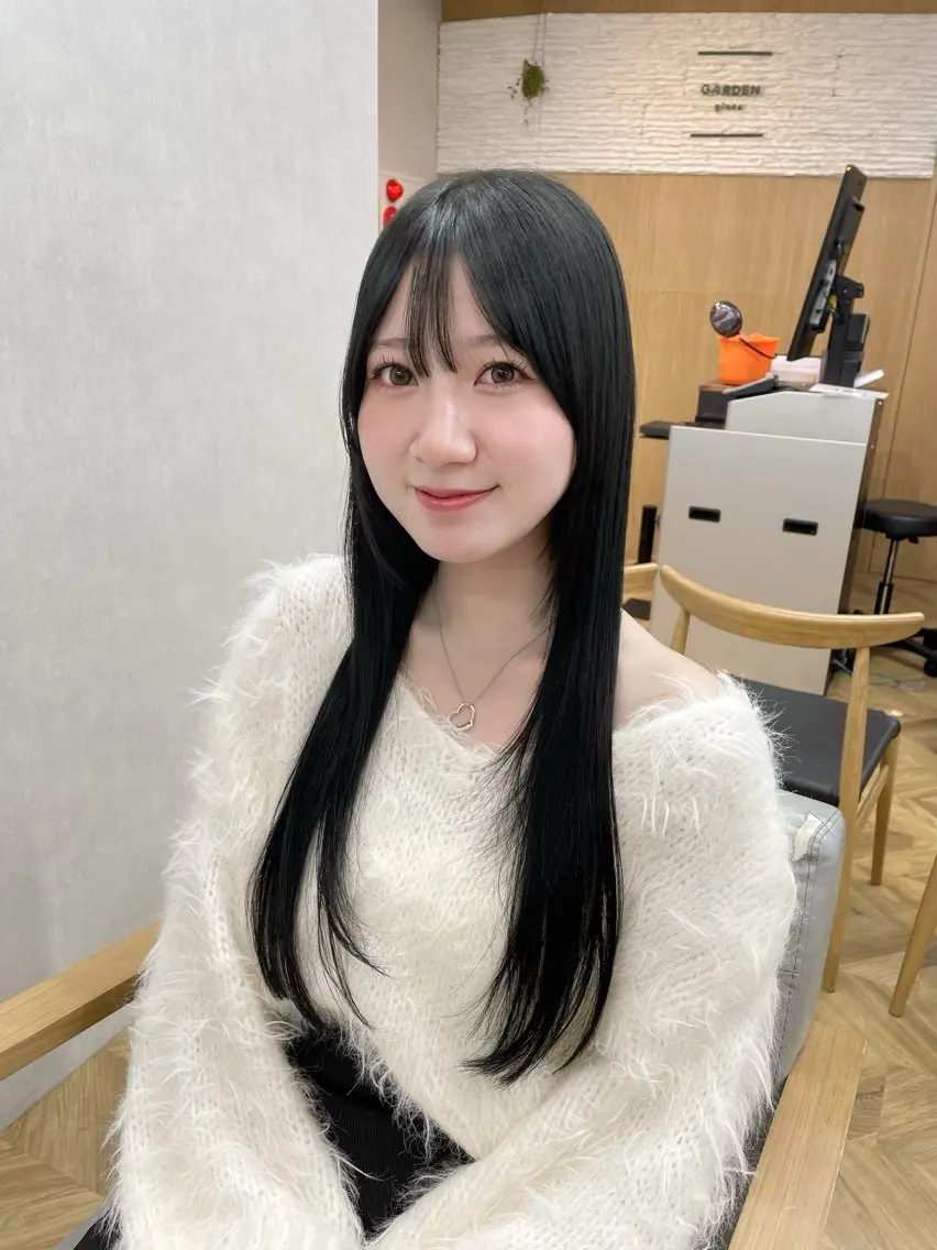 ロング 🍑暖色／レイヤー／ 真希🎀のヘアスタイル