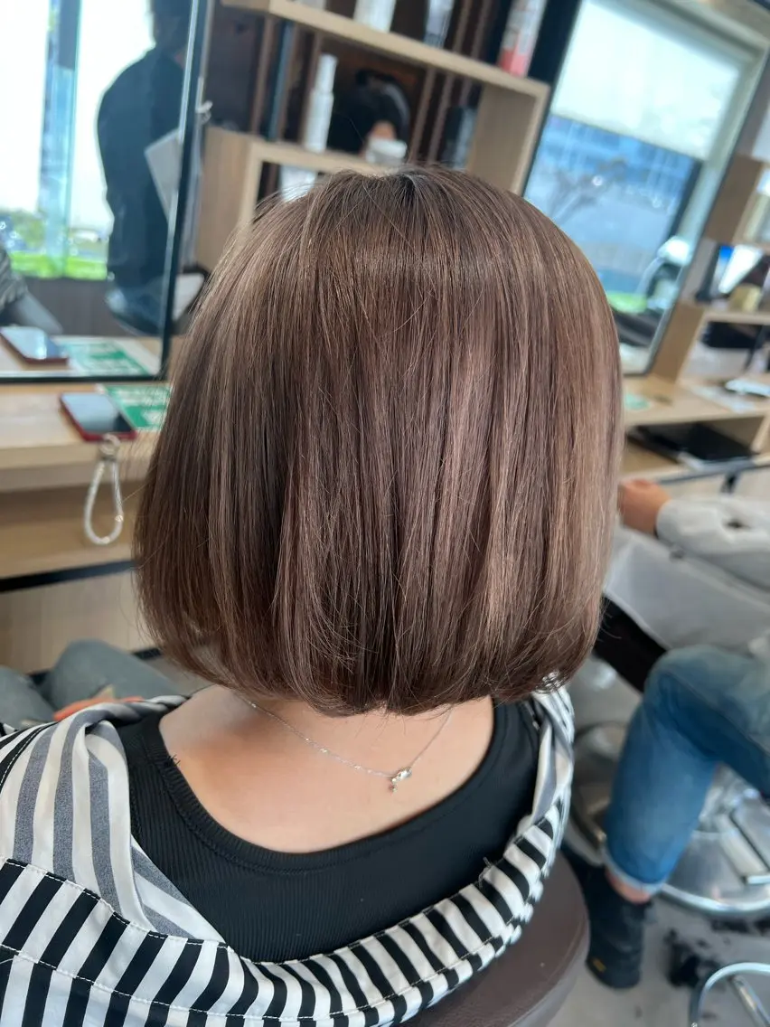 【平日限定】 似合わせカット+オーガニックカラー+炭酸バブルの写真