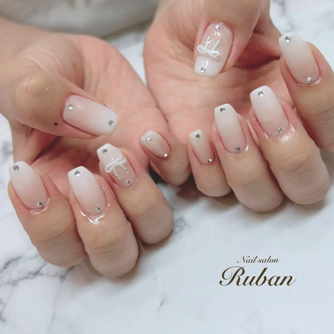 ネイル アートネイル 長さ出し グラデーション 持ち込み リボン Nail salon Rubanのネイルデザイン