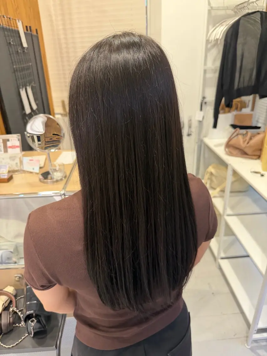 ロング ヘアカラー 市川 希星のヘアスタイル