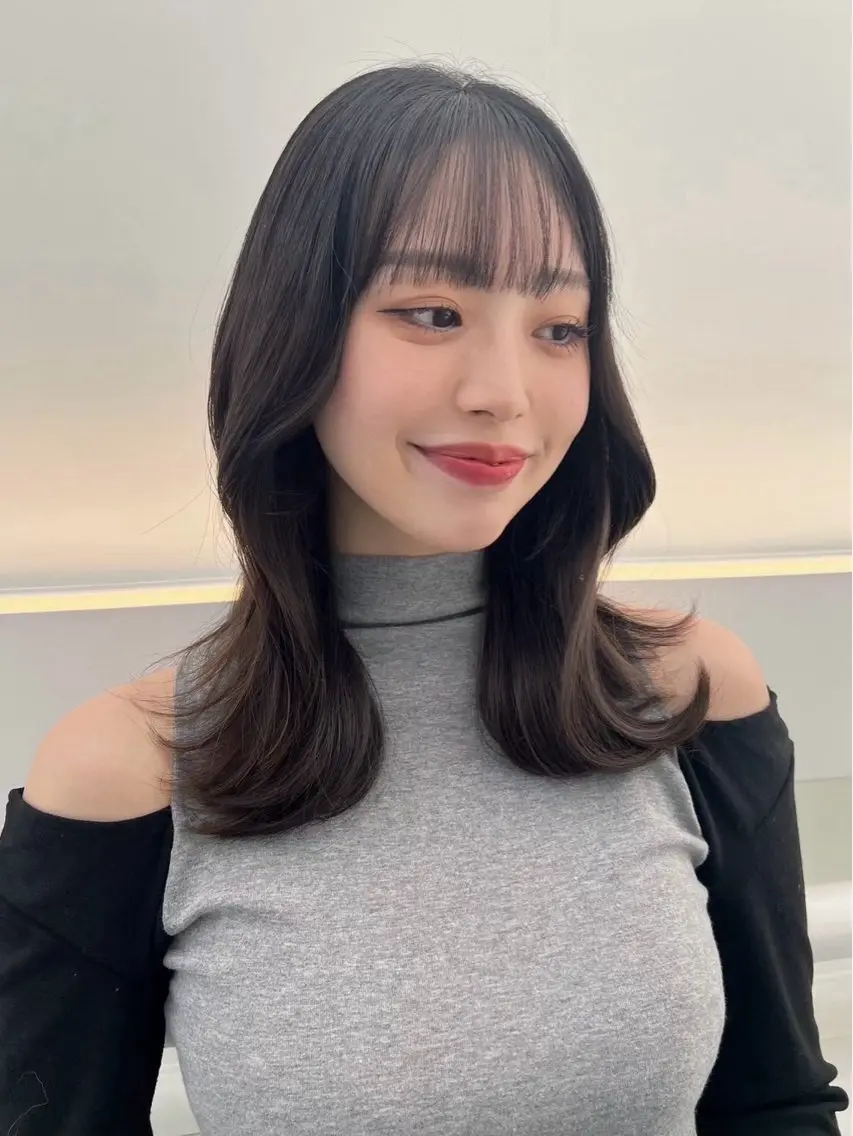 ミディアム カラー くびれヘア トリートメント カット ヘアカラー トリートメント 💎透明感カラー特化 💎TAISEIのヘアスタイル