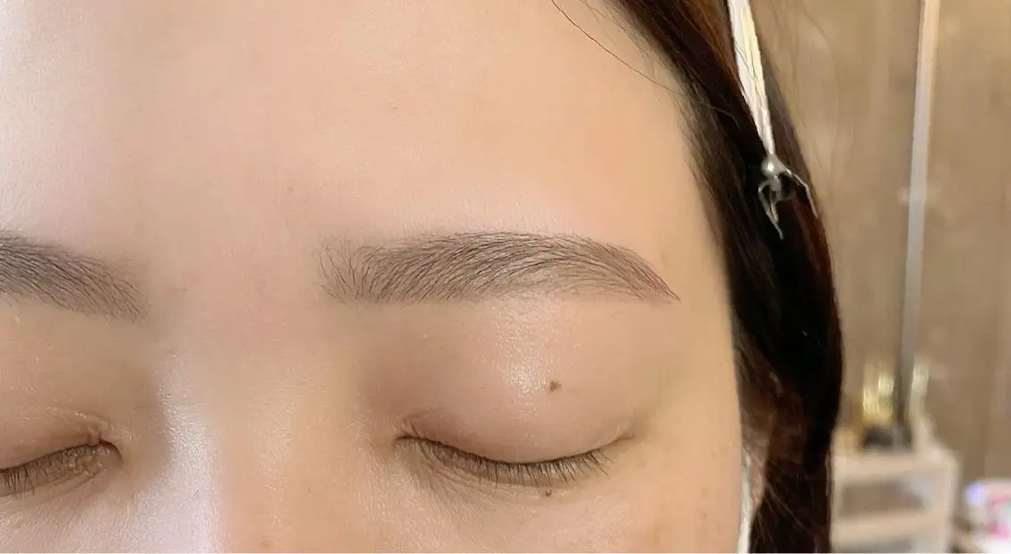 マツエク・マツパ ワックス脱毛 眉カット その他(アイブロウ) Dafne SAIのマツエク・マツパデザイン