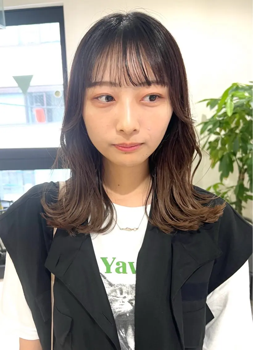 ミディアム カット トリートメント イメチェンレイヤー/ 縮毛矯正/菅野恭平のヘアスタイル