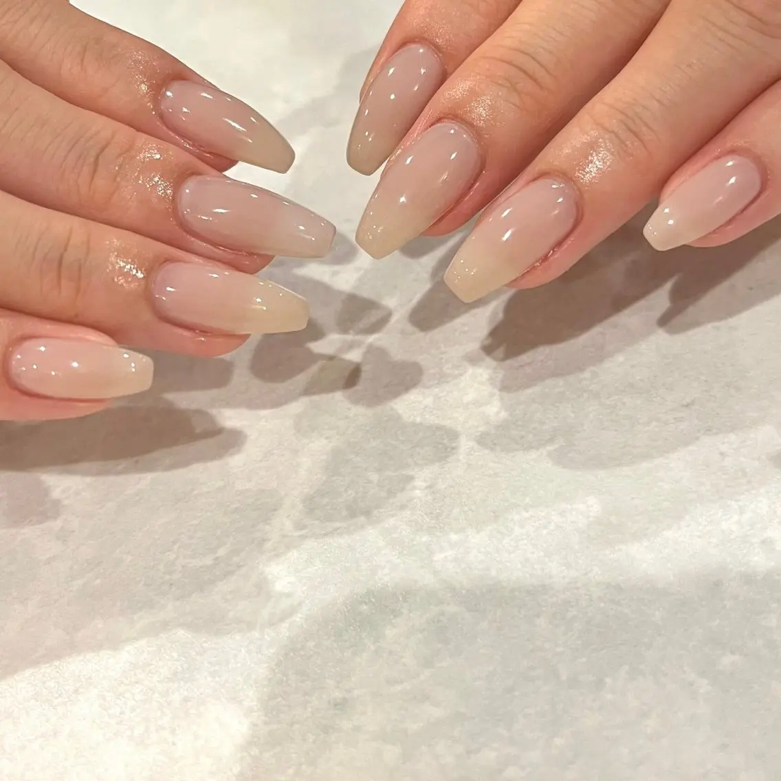 【Mari担当】ハンド💅🏻【ワンカラー/ラメグラ】オフあり📴の写真