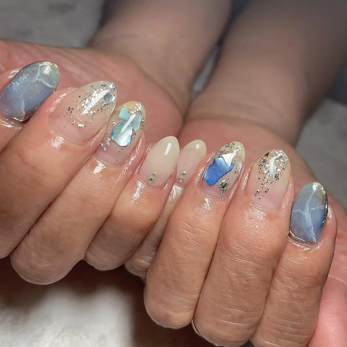 ミディアム 知花 梨花のネイルデザイン