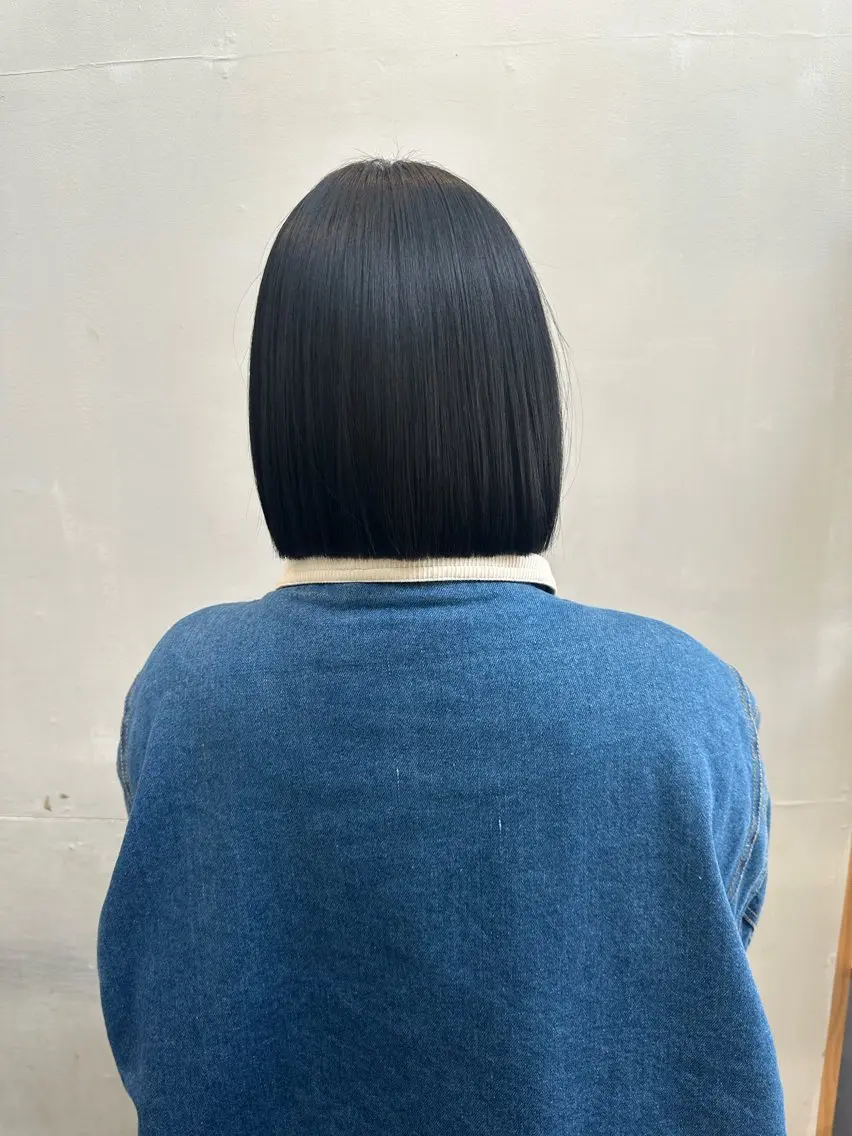 カラー 黒髪 ブルーカラー ブルーブラック NOA/トレンドヘア "褒められるカラー"のヘアスタイル