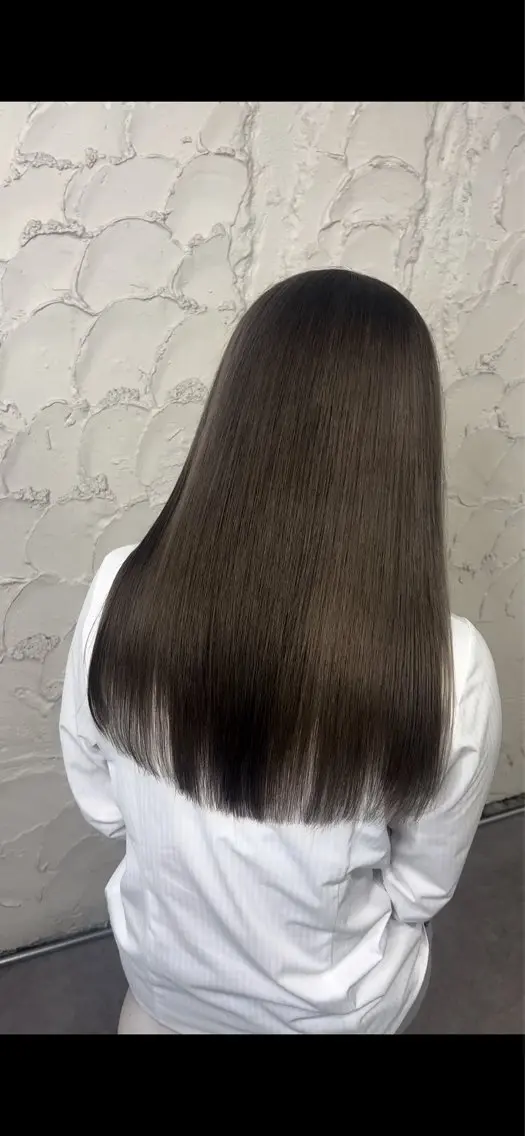 カラー グレージュ SWAY_KAI_ 長谷川魁のヘアスタイル