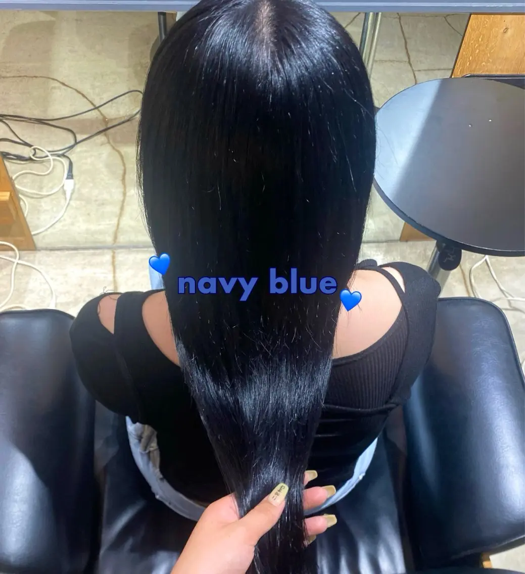 ロング カラー ブルーカラー ネイビーカラー oriha .のヘアスタイル