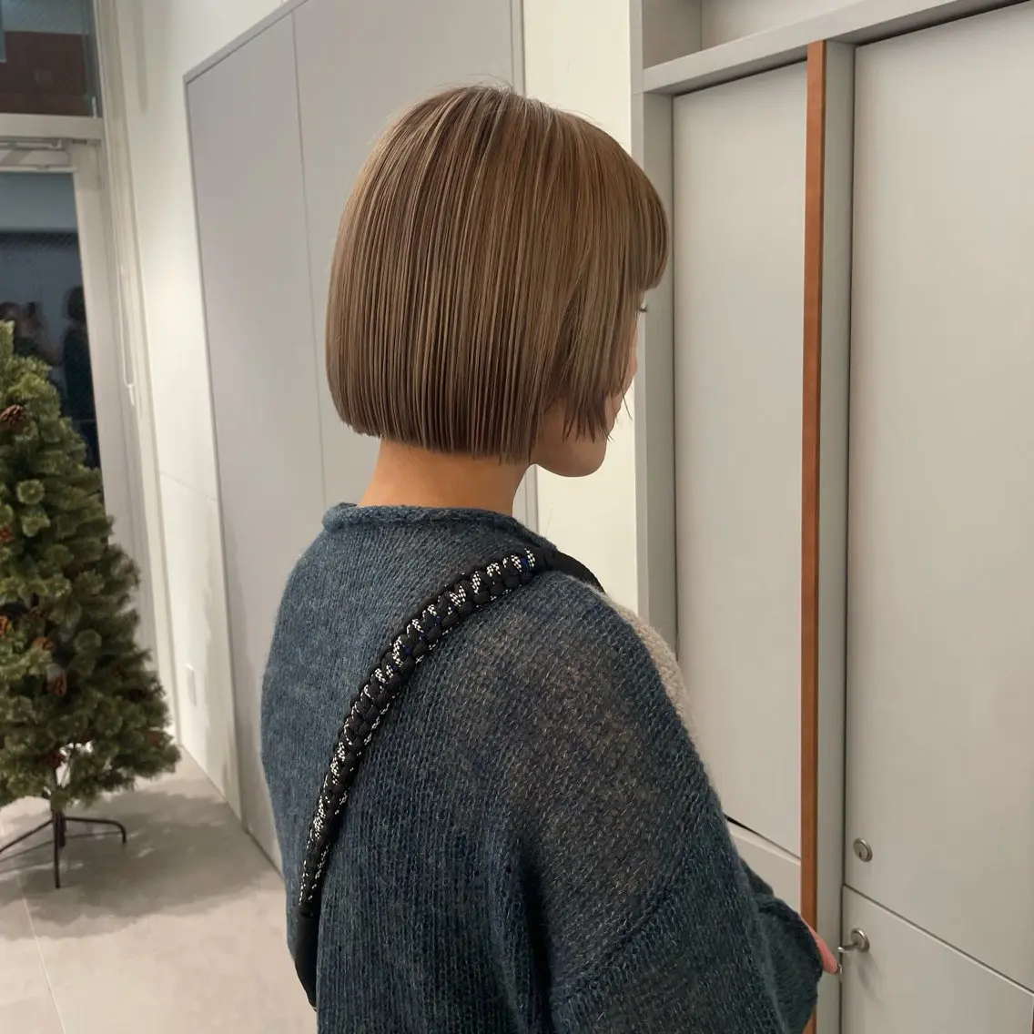 ショート カラー ベージュカラー ブリーチ 透明感カラー ダブルカラー ミルクティーベージュ カット ヘアカラー トリートメント 髪質改善カラー/ボブ 🌻Mutsumiのヘアスタイル