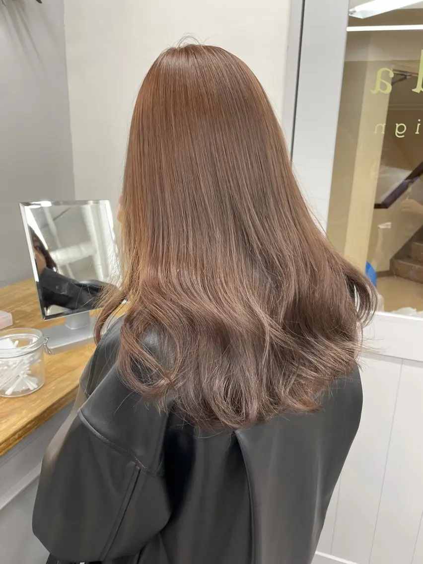 ロング ヘアカラー ヘアセット 🧸🍯ダブルカラー モデルmio🍯🧸のヘアスタイル