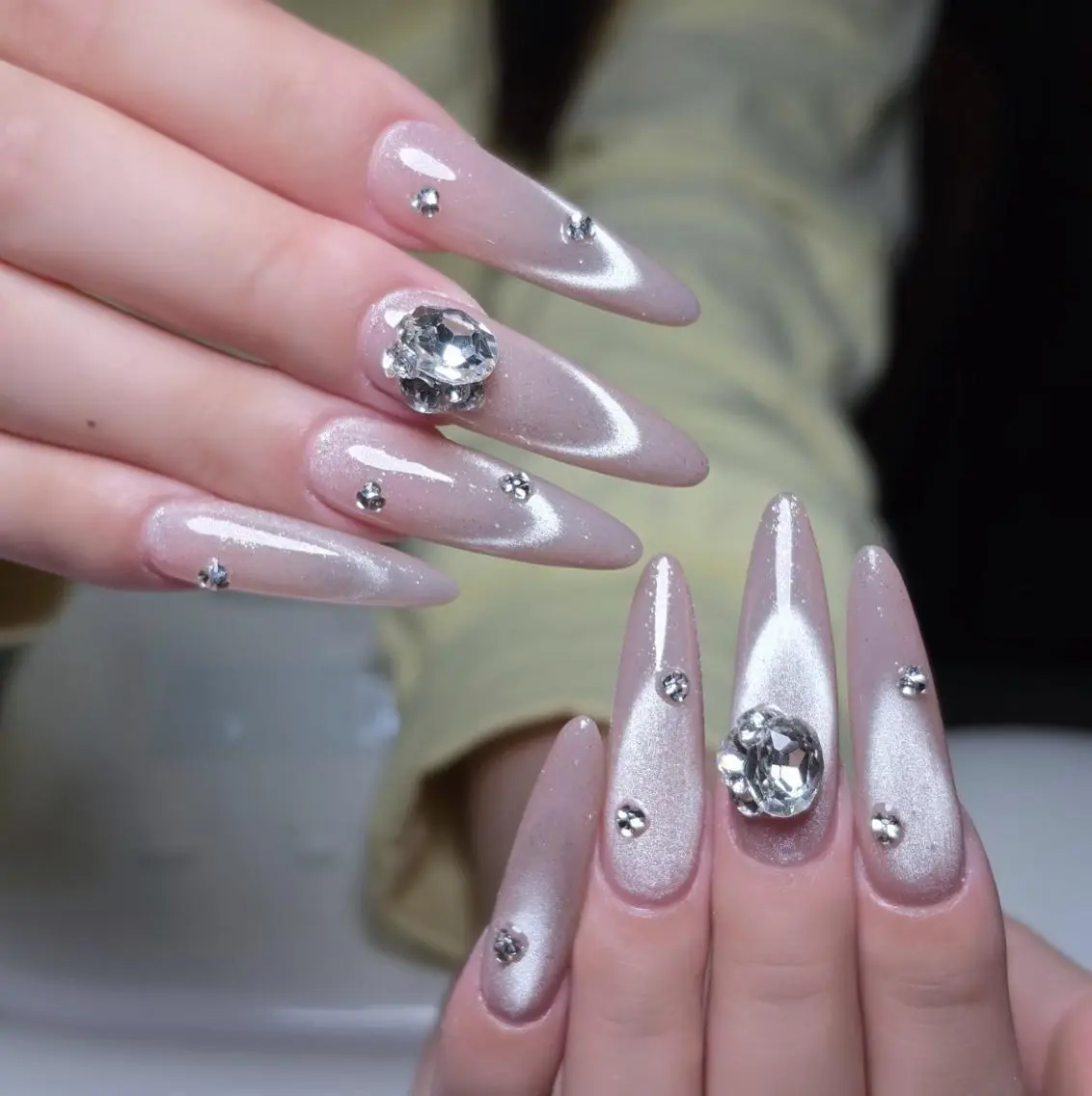 ネイル ハンドネイル 🎀 KiKi_nailのネイルデザイン