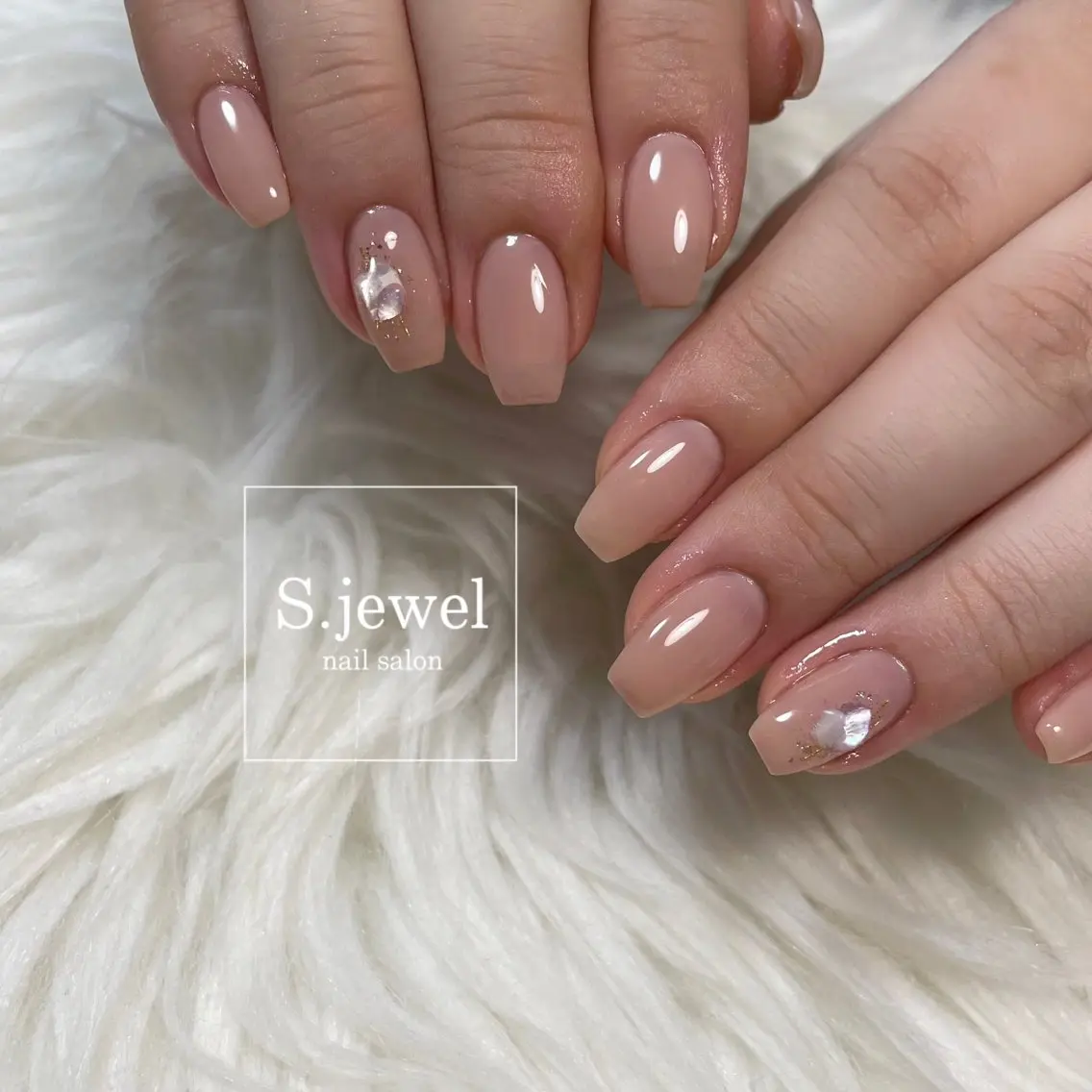 ネイル S. JEWELのネイルデザイン