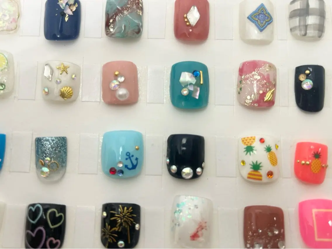 [オフ有]⭐️フット⭐️親指シンプルART付き！4700！！の写真