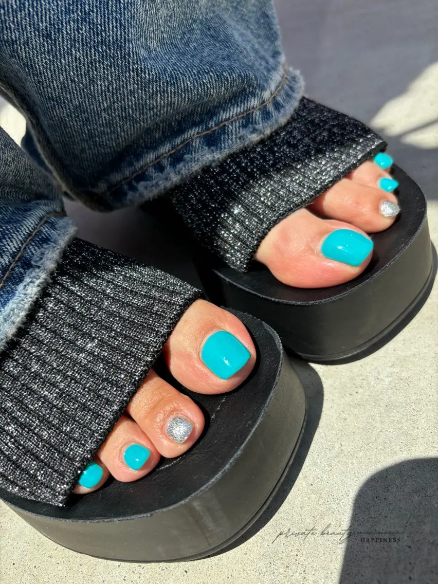 ネイル フットネイル happiness nailのネイルデザイン
