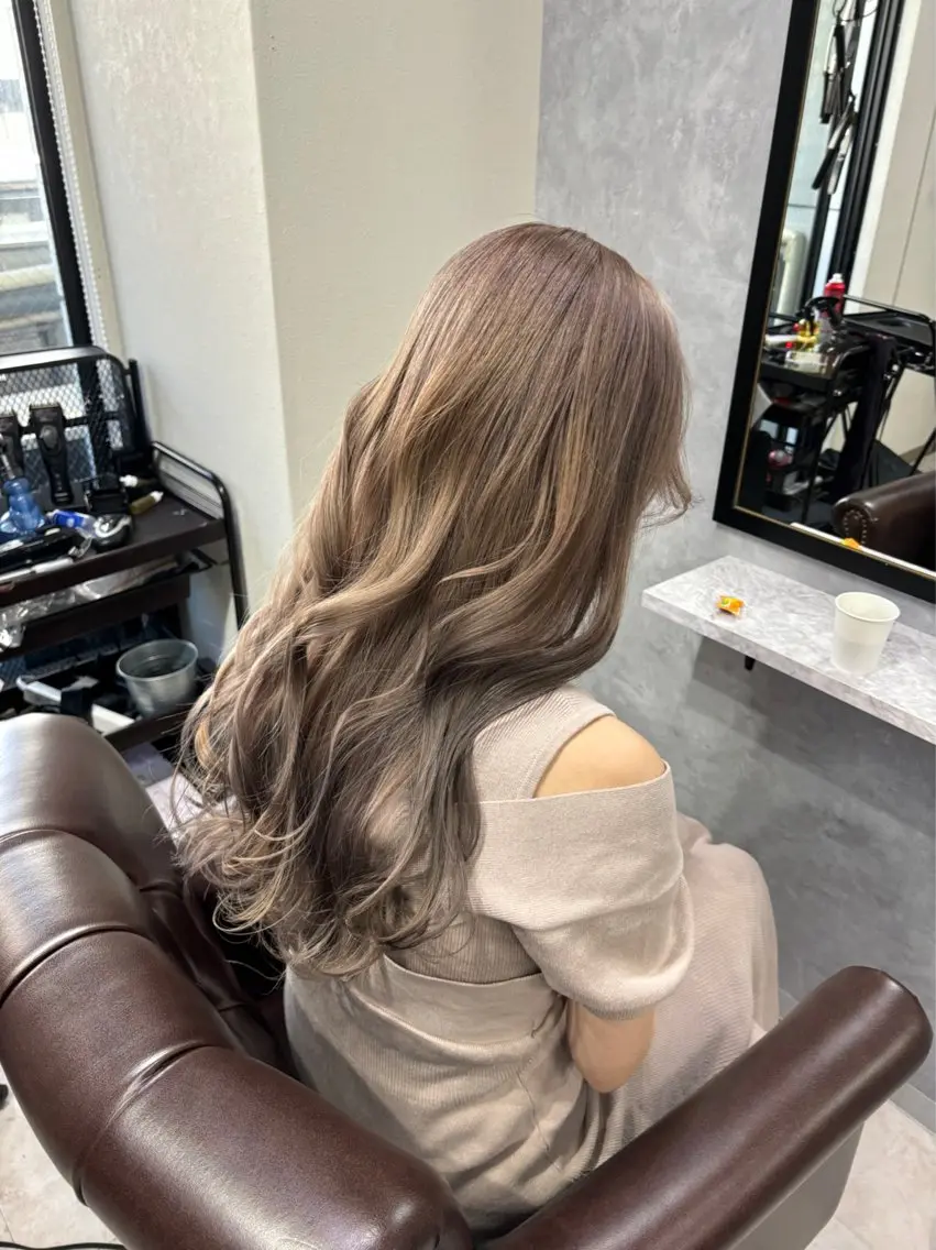 ロング 池袋/カラー特化🎨 ロング料金なし🩵のヘアスタイル