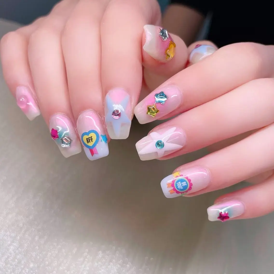 ネイル ハンドネイル Nailist suzuのネイルデザイン