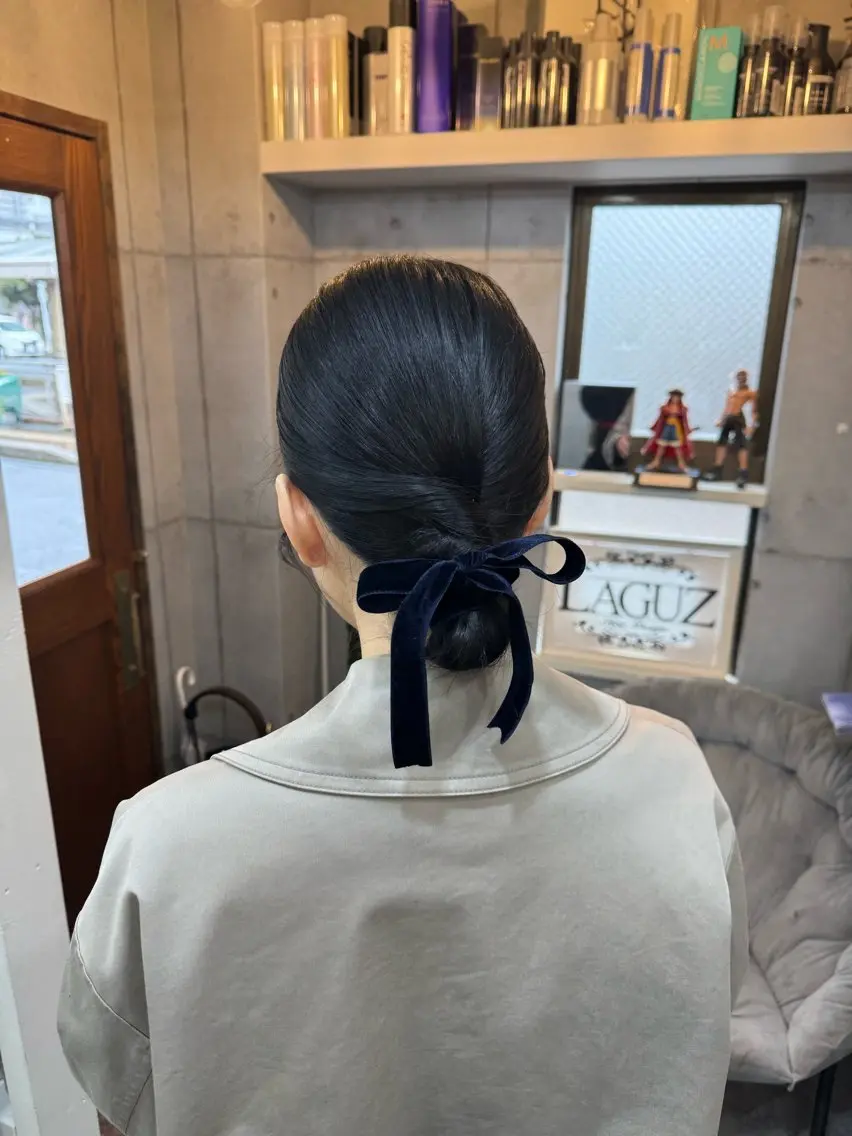 セミロング ヘアアレンジ ヘアセット 石井 綺乃のヘアスタイル