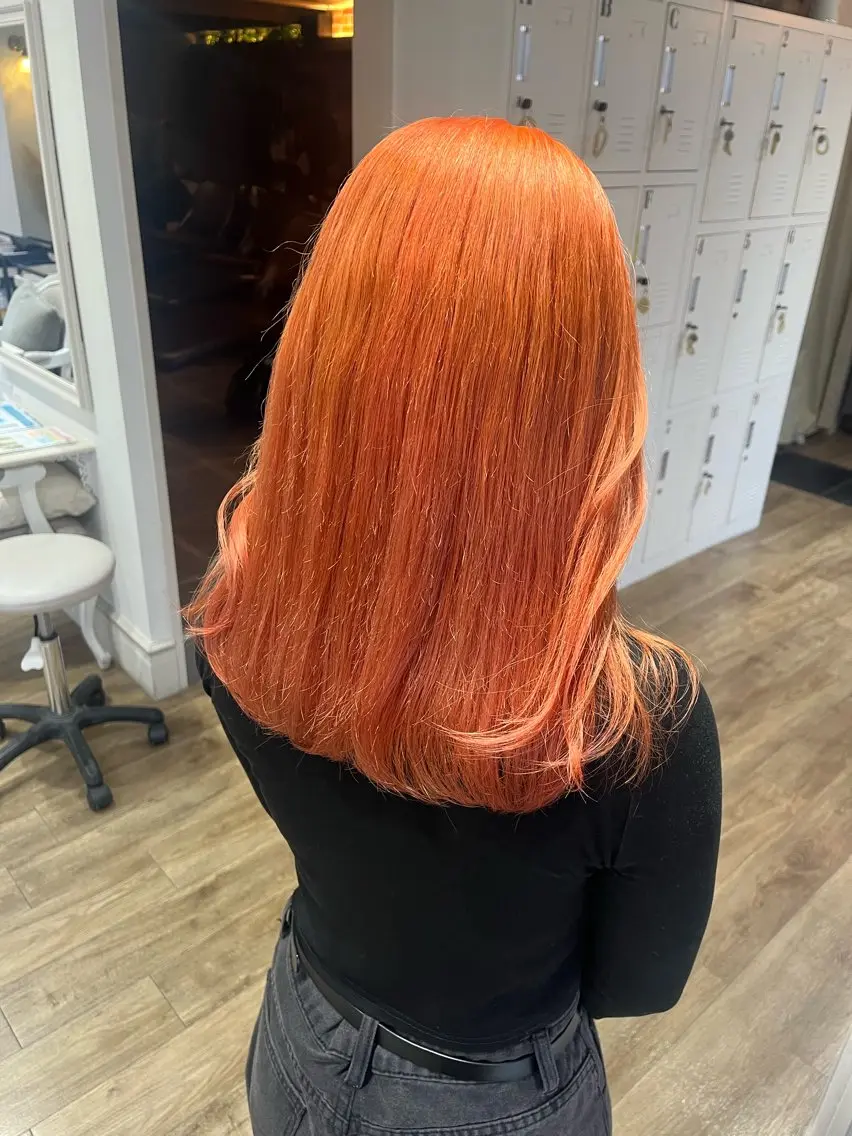 セミロング カラー ベージュカラー ブリーチ ブラウンカラー ハイトーンカラー イルミナカラー ヘアカラー トリートメント Risa🐈⬛/ グレージュ/透明感のヘアスタイル