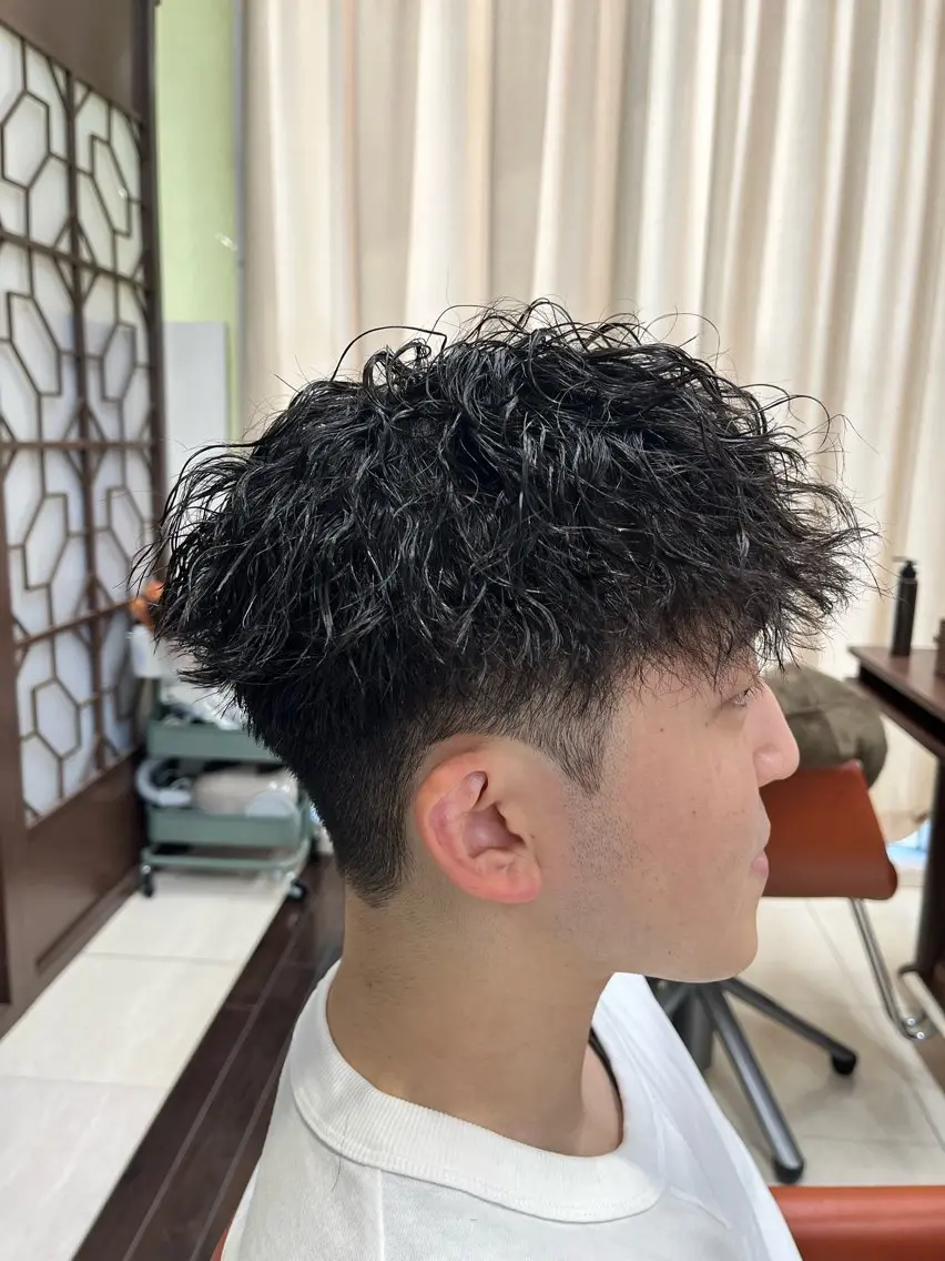 ショート パーマ メンズ マッシュ メンズパーマ ツイストスパイラルパーマ スパイラルパーマ 🧊メンズ特化🧊 高木航希のヘアスタイル