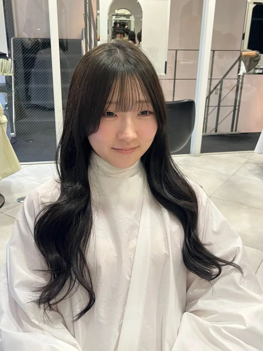 カラー 透明感カラー ヘアカラー TESS アユミのヘアスタイル