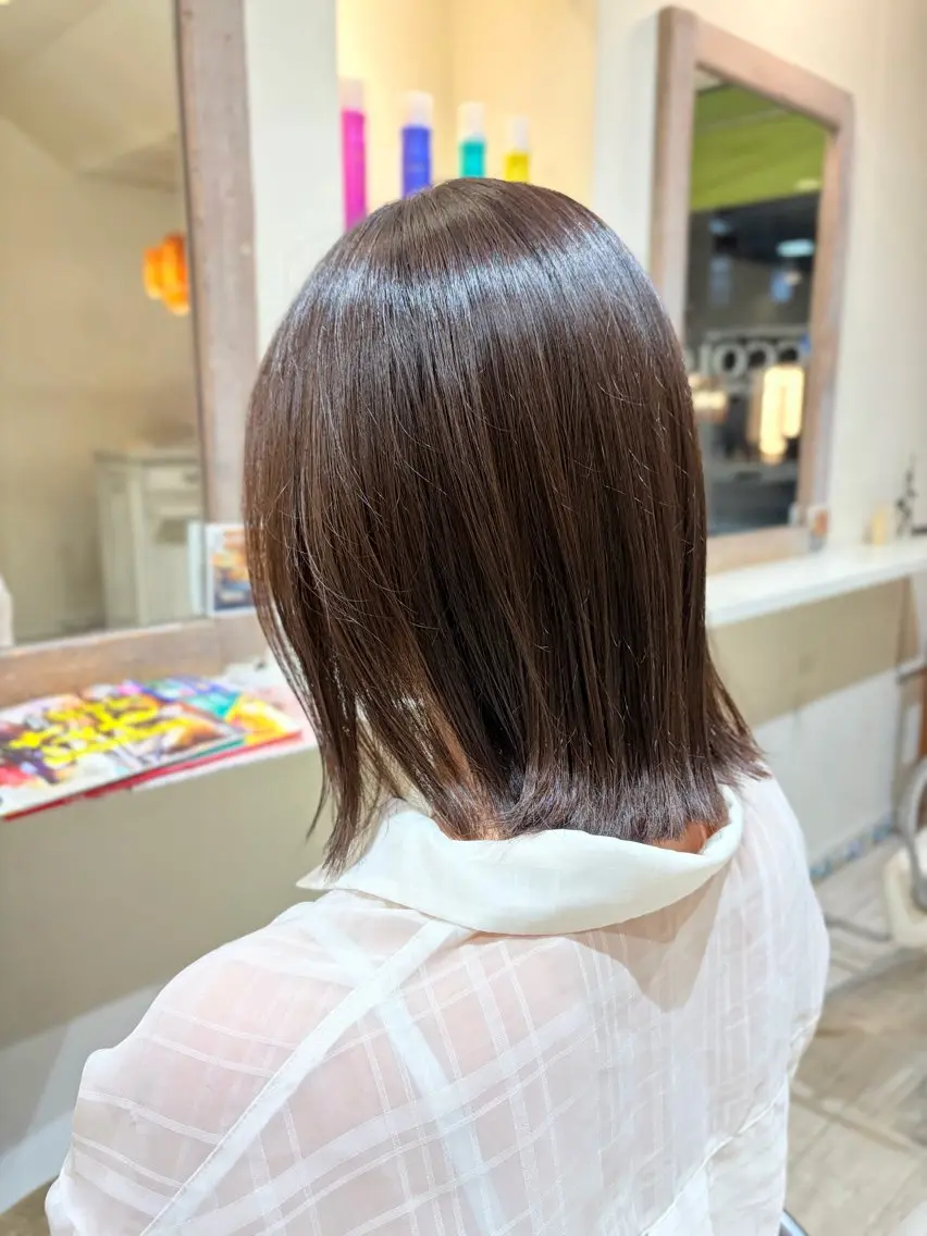 ミディアム カット ヘアカラー NICCOLO室見 Erinaのヘアスタイル