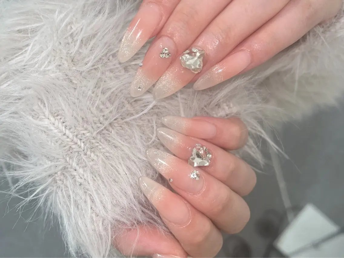 ネイル Glow Nail スカルプ専門店のネイルデザイン