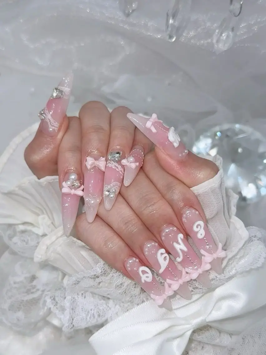 ネイル ハンドネイル ハンドケア Nihonthy Nail 新宿のネイルデザイン