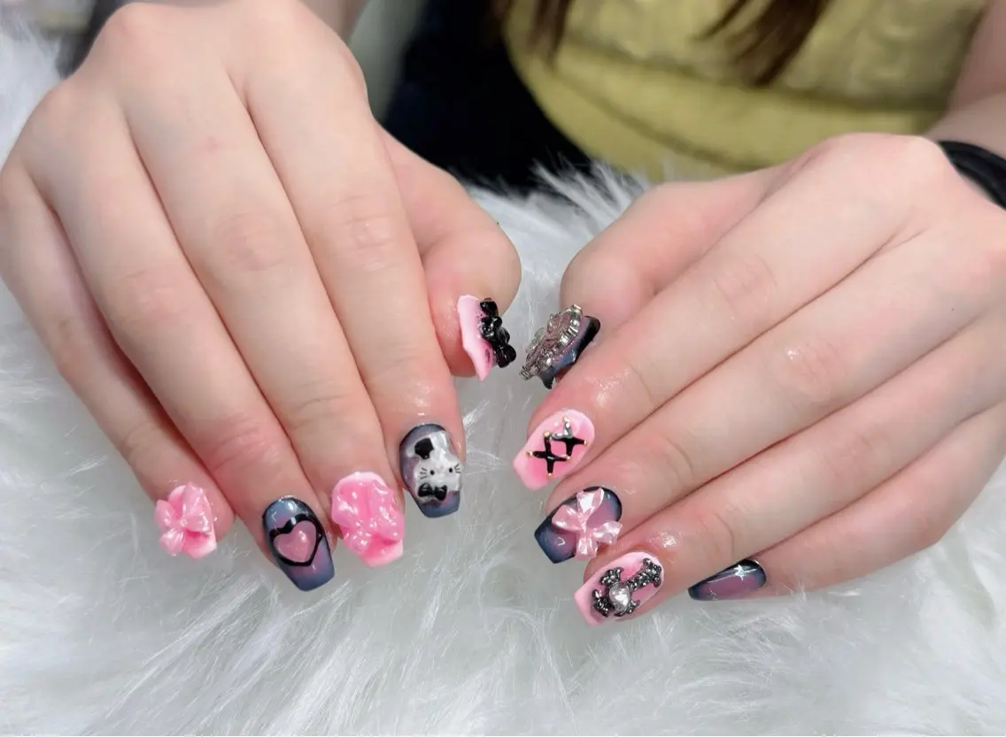 ネイル チークネイル 長さ出し フラッシュネイル フレンチネイル グラデーション ハンドネイル Lenie Nail Salonのネイルデザイン