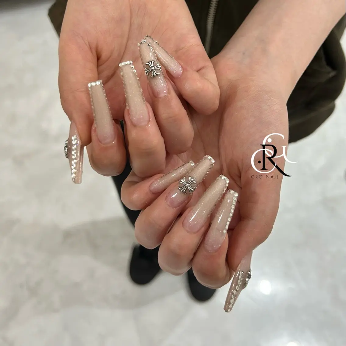 ロング ロング ハンドネイル 美フォルムスカルプ✨ RENAのネイルデザイン