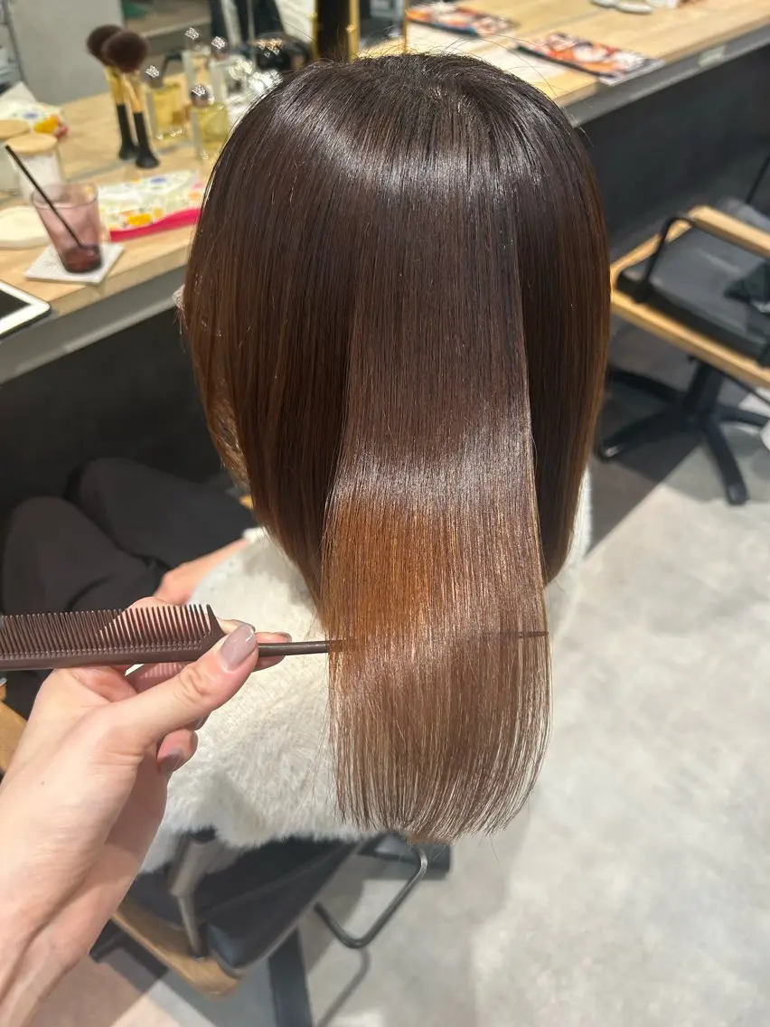 ミディアム パーマ 髪質改善 ストレートパーマ カット 縮毛矯正 トリートメント hubhair レイヤー/透明感のヘアスタイル