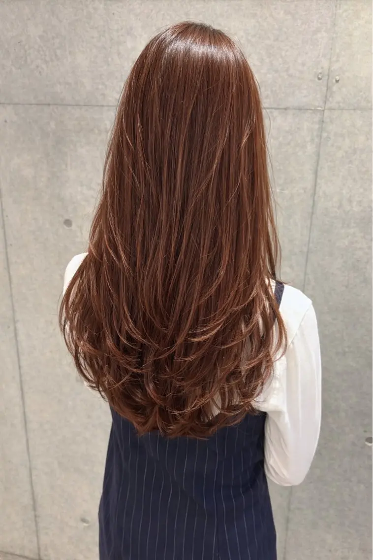 ロング レイヤーカット カット 南 菜花のヘアスタイル