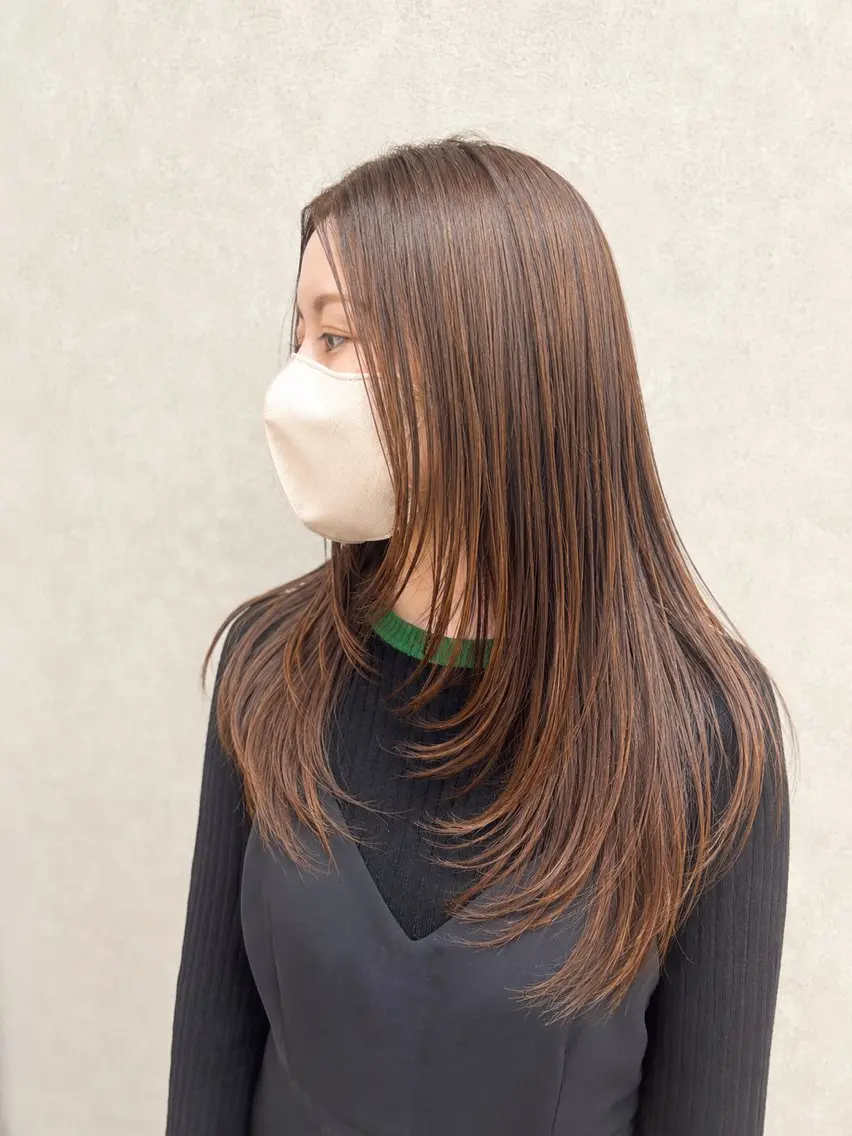ロング カラー ベージュカラー ブラウンカラー レイヤーカット ロング カット ヘアカラー トリートメント 【enil代表】 杉林和哉のヘアスタイル
