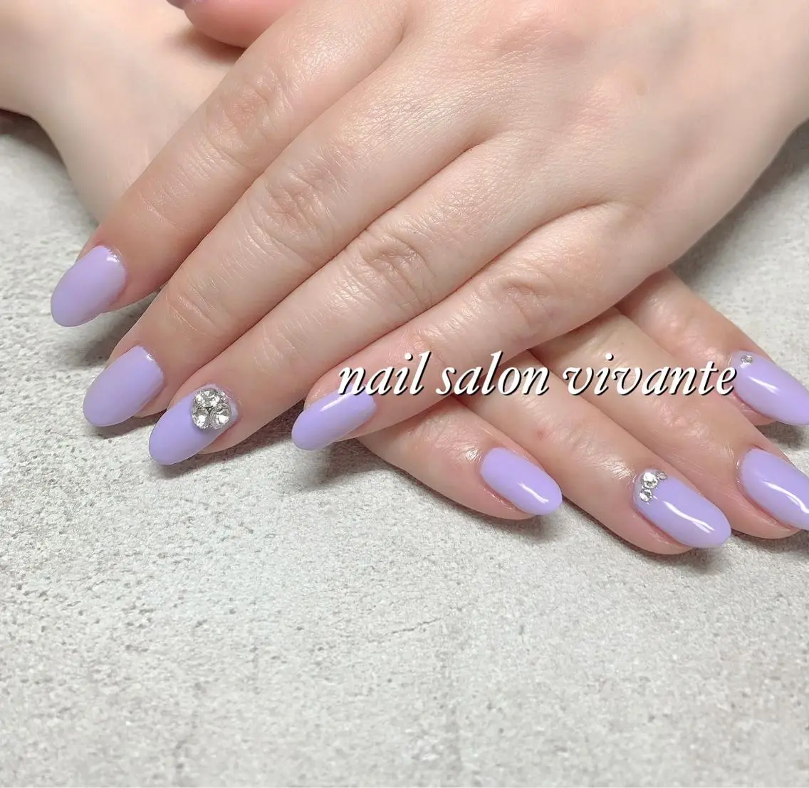 ネイル キラキラネイル ストーンネイル nail salon vivanteのネイルデザイン