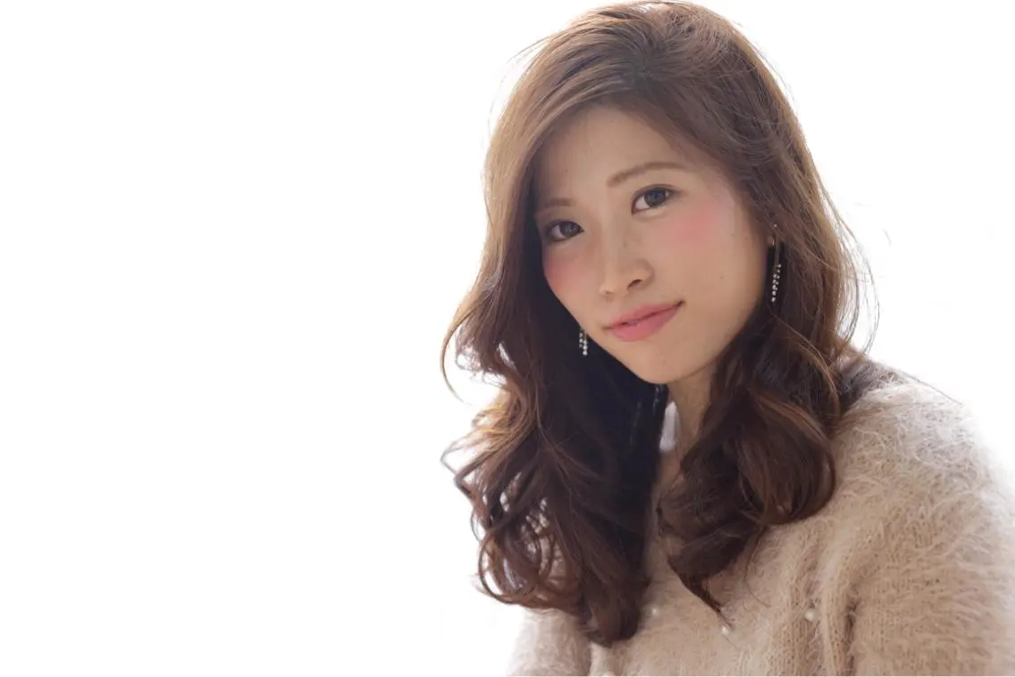 セミロング ロング カラー かきあげバング タジマ ヤスヒサのヘアスタイル