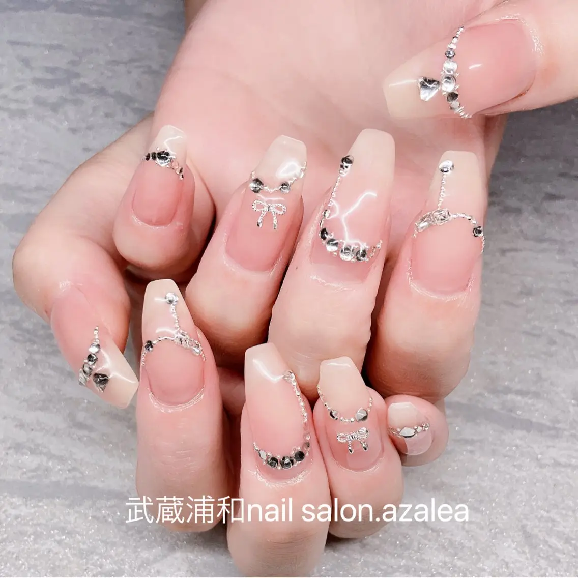 ネイル ハンドネイル R inのネイルデザイン