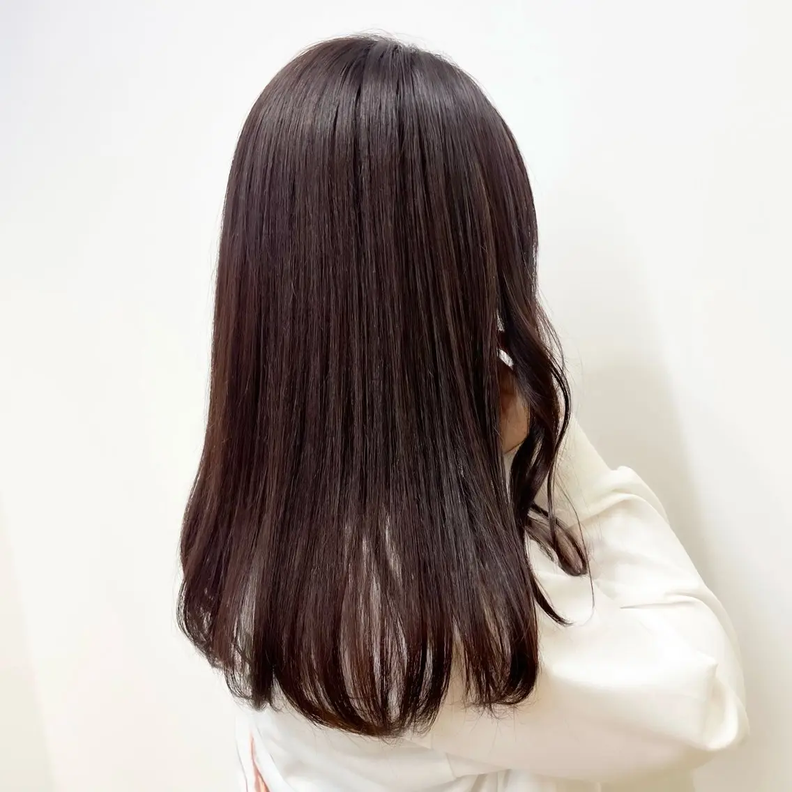 カット+うるツヤINOAカラー(お持ち帰りホームケア付き)の写真