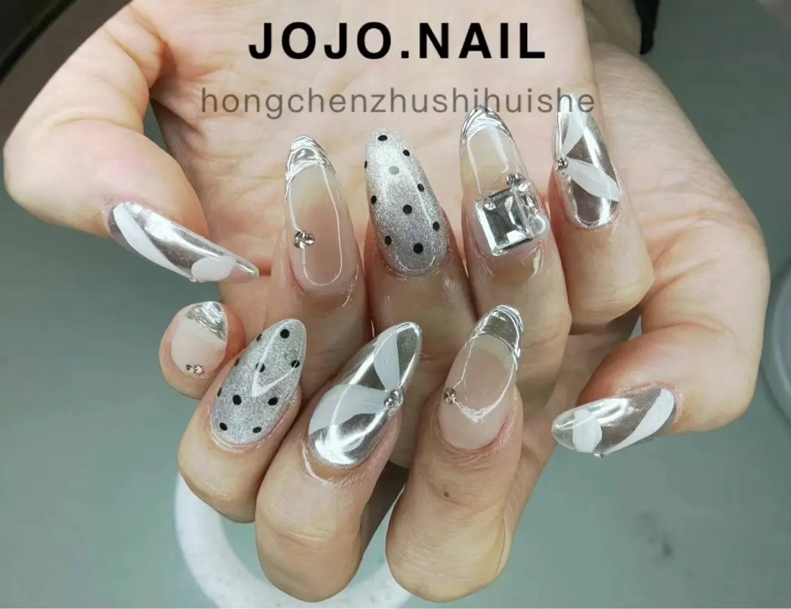 ネイル JOJOネイル ユカのネイルデザイン
