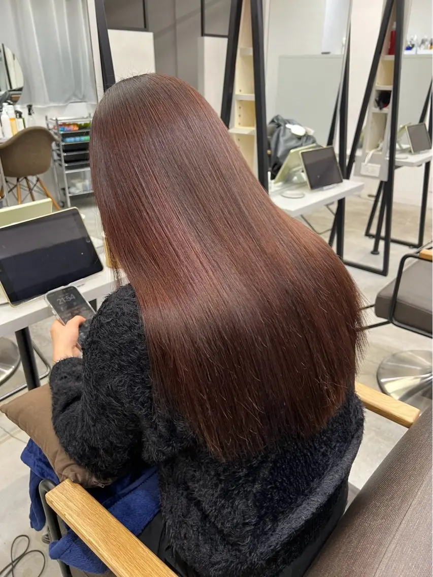 ロング パーマ 髪質改善 レイヤーカット 縮毛矯正 トリートメント 酸性ストレート 縮毛矯正 🍒モテ暖色カラー × うる艶✧ ゆなのヘアスタイル