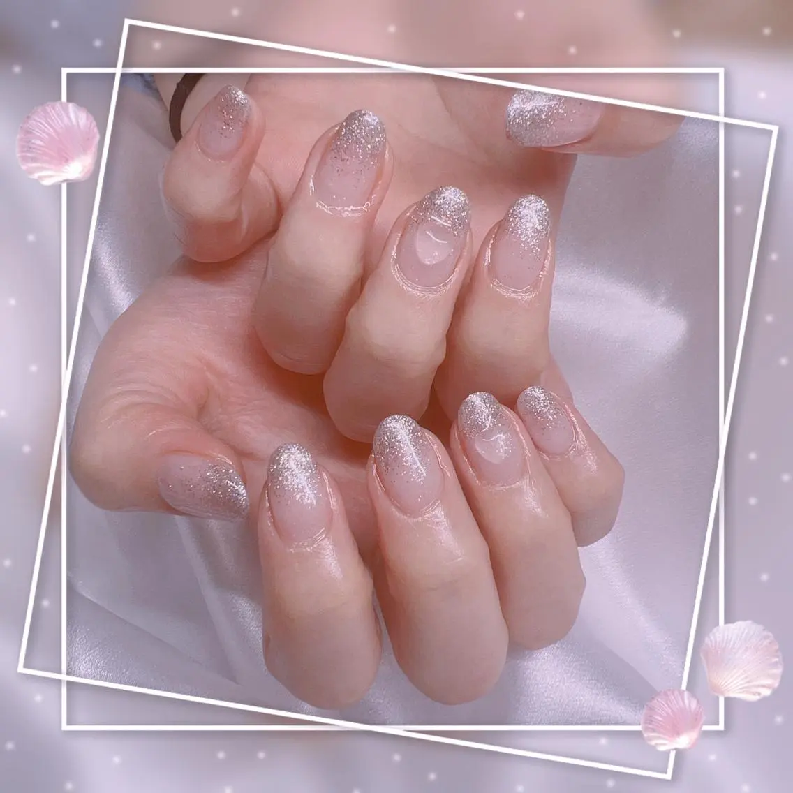 ネイル フレンチネイル キラキラネイル 韓国ネイル マグネットネイル マグネットフレンチ Chill Nailsalonのネイルデザイン