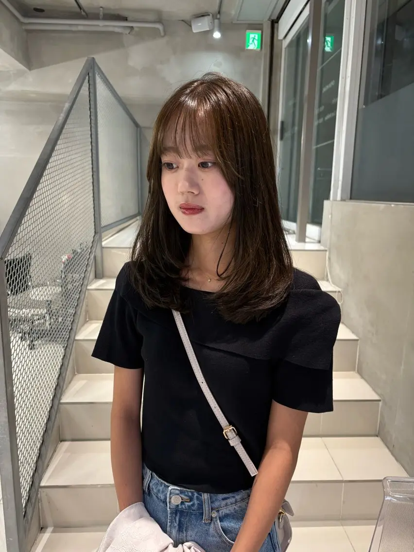 ミディアム カラー グレージュ オリーブグレージュ オリーブグレー カット ヘアカラー トリートメント 透明感カラー🫧 nanohaのヘアスタイル