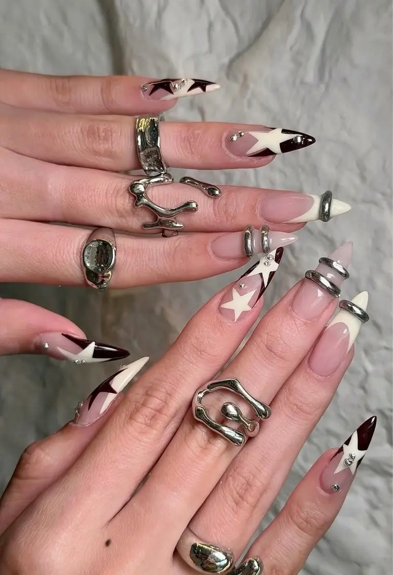 ネイル アートネイル ジェルネイル ニュアンスネイル シンプルネイル ネイルチップ ハンドネイル Lisa Nail Salonのネイルデザイン