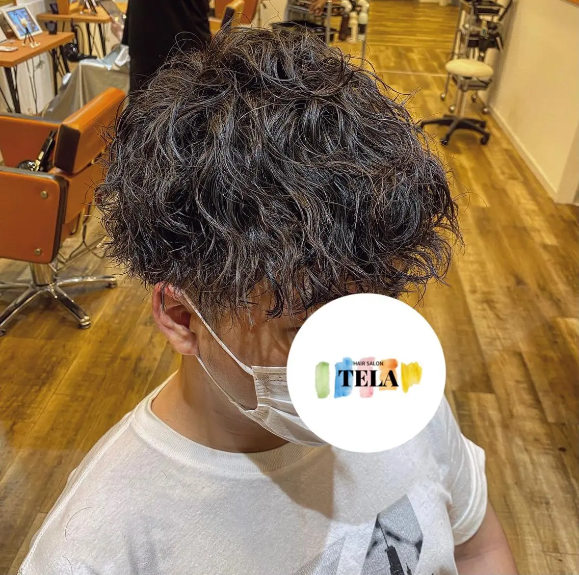 ショート カラー パーマ メンズ メンズパーマ スパイラルパーマ カット パーマ TELA HAIR 副代表 岡田のヘアスタイル